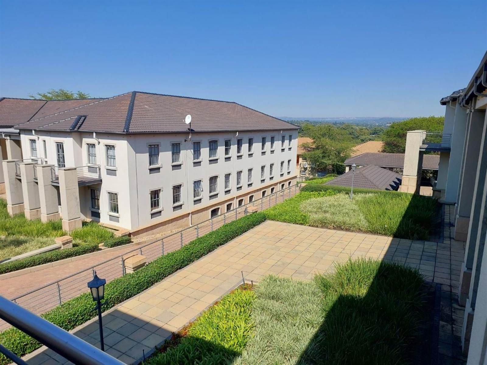 370  m² Commercial space in Bryanston photo number 17