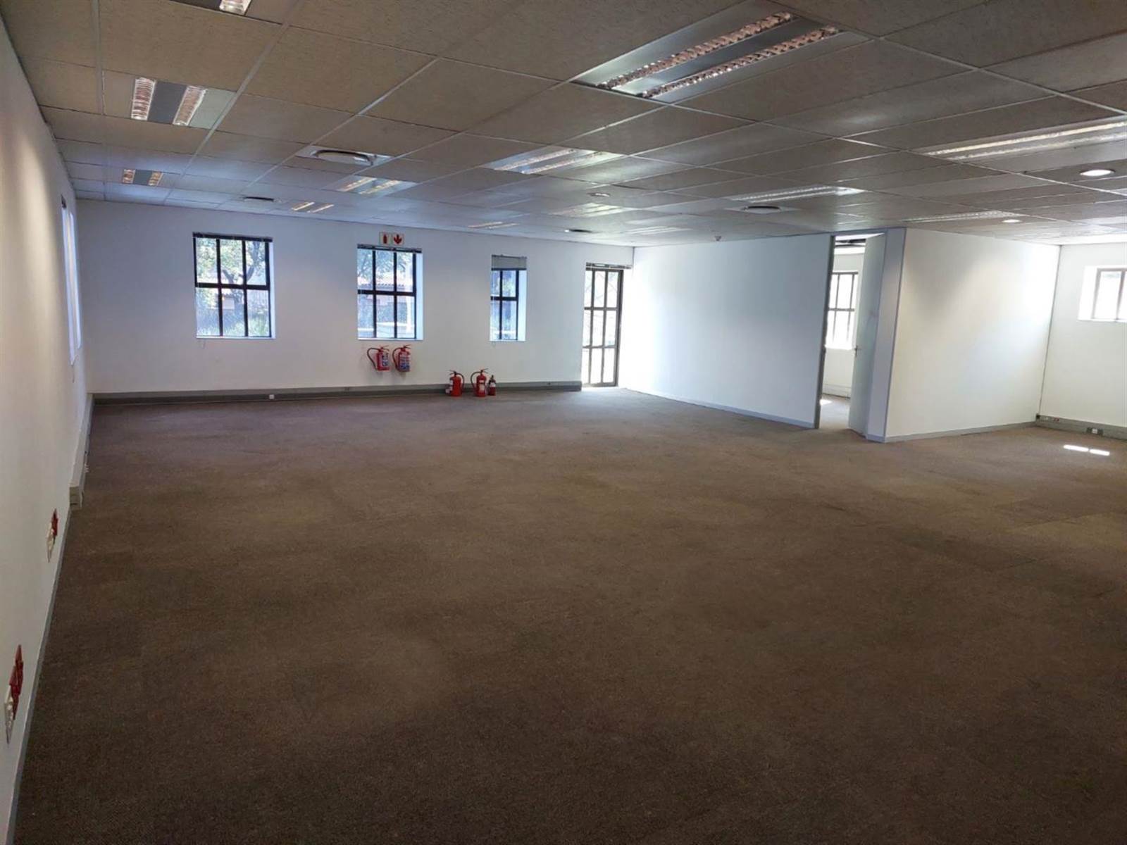 370  m² Commercial space in Bryanston photo number 6
