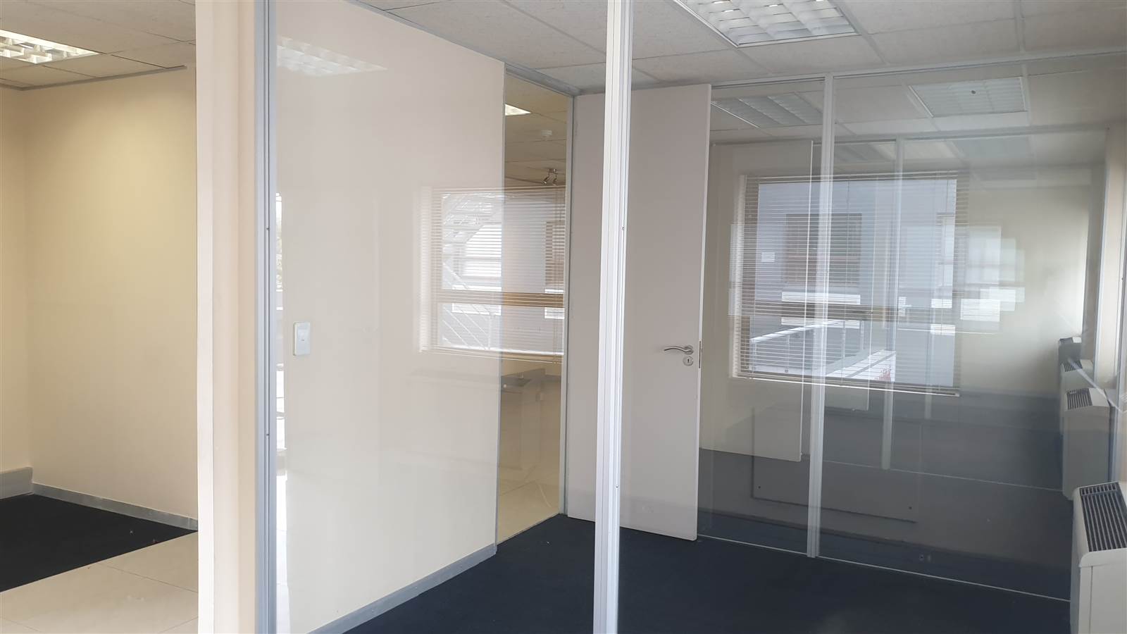 186  m² Commercial space in Bellville Central photo number 9