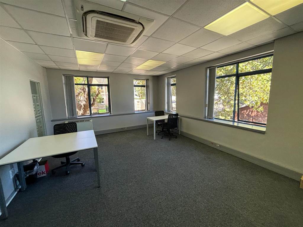 30  m² Commercial space in Rosebank photo number 10