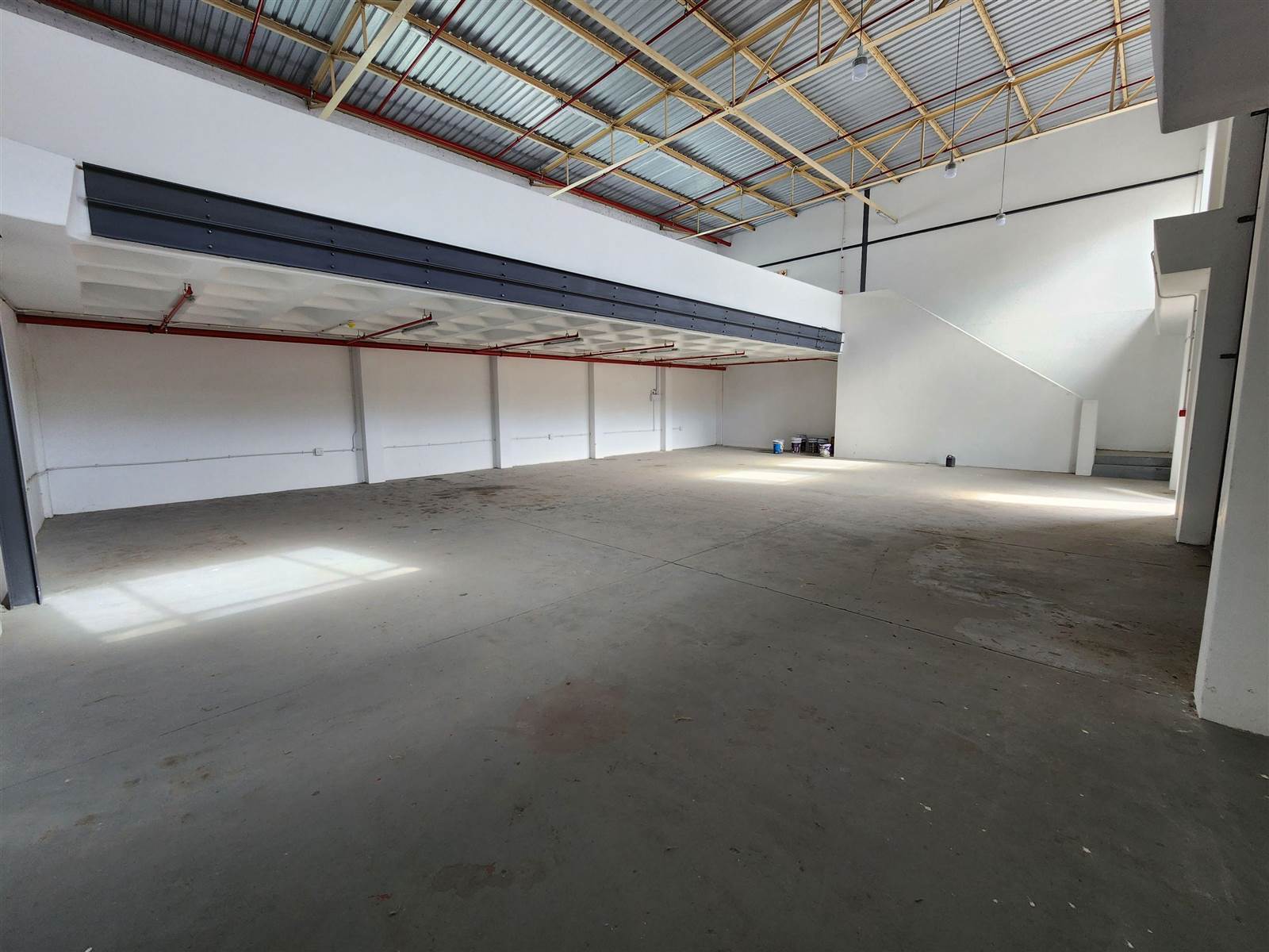 235  m² Industrial space in Kuilsriver photo number 2