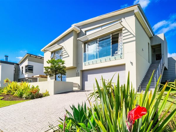 4 Bedroom House 4 Bedroom House