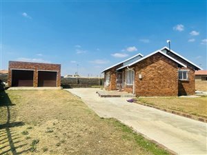 2 Bed House in Geluksdal