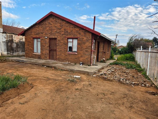 3 Bedroom House 3 Bedroom House