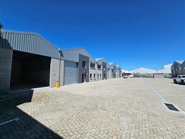 245  m² Industrial space in Firgrove