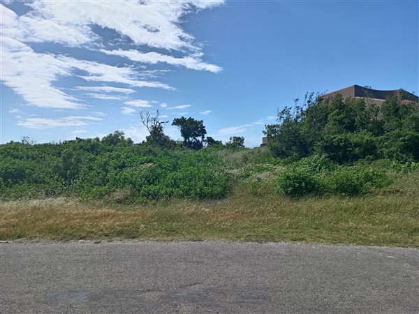 651 m² Land available in Santareme