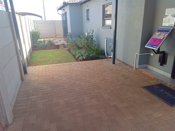 2 Bedroom House 2 Bedroom House