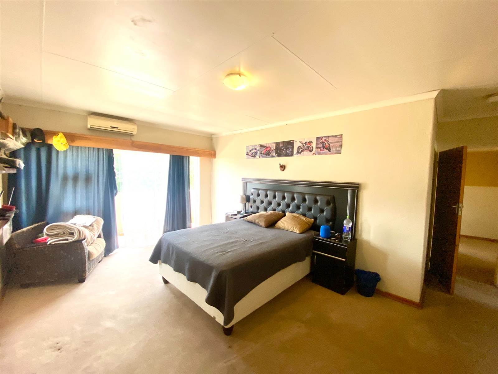 4 Bed Duplex in Piet Retief photo number 11
