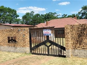 3 Bed House in Eldorado Park