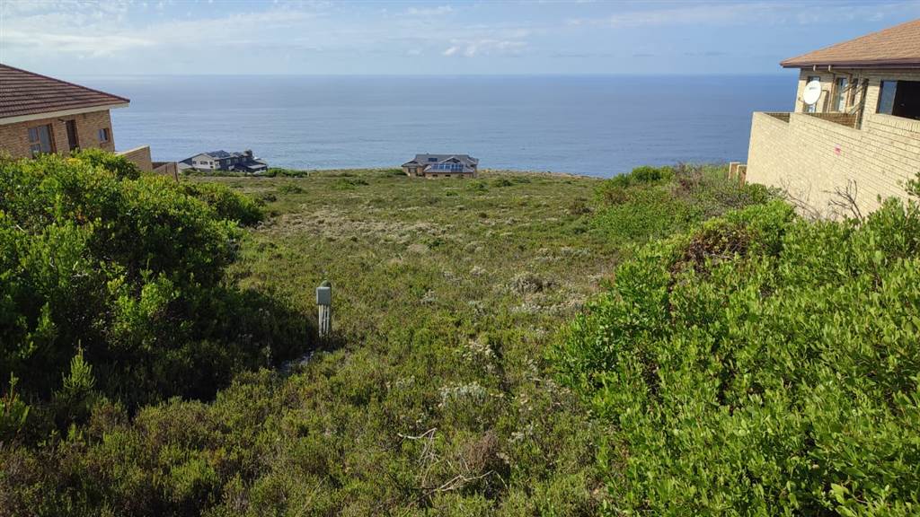 980 m² Land available in Village On Sea photo number 2