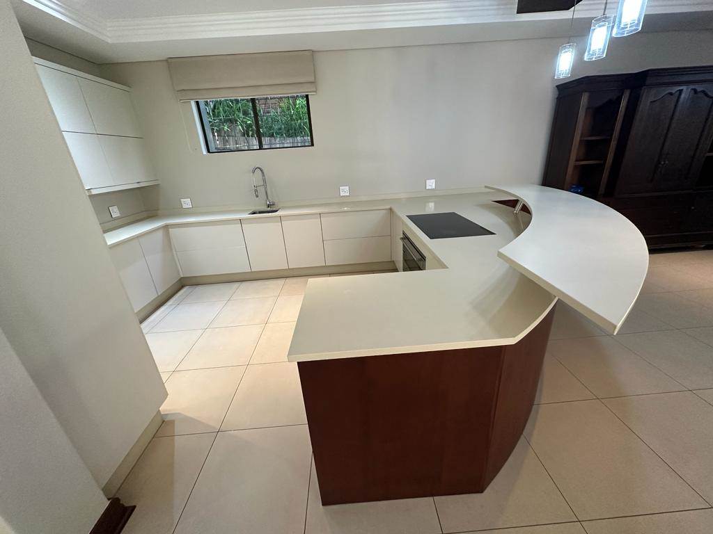 4 Bed House in Waterkloof photo number 13