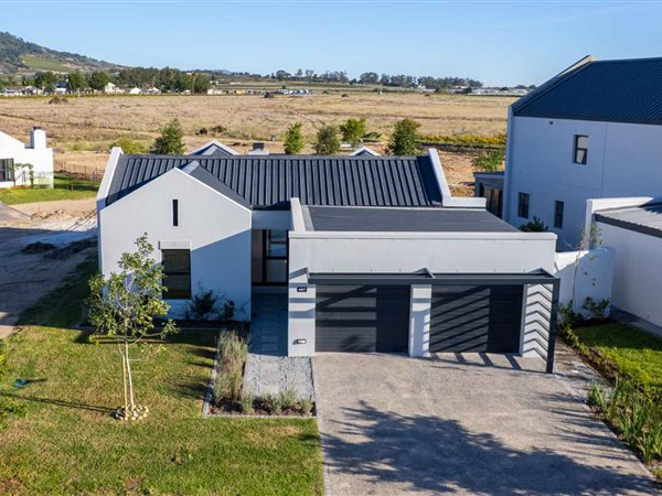 3 Bedroom House 3 Bedroom House