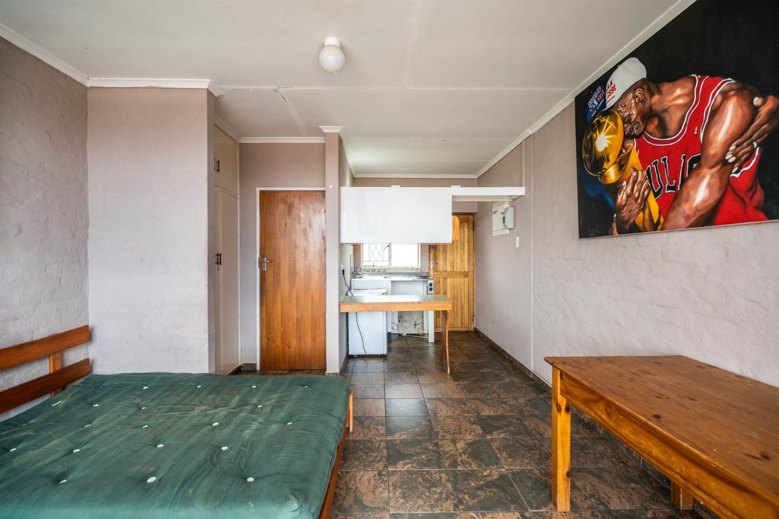 1 Bed Apartment in Grahamstown Central photo number 18