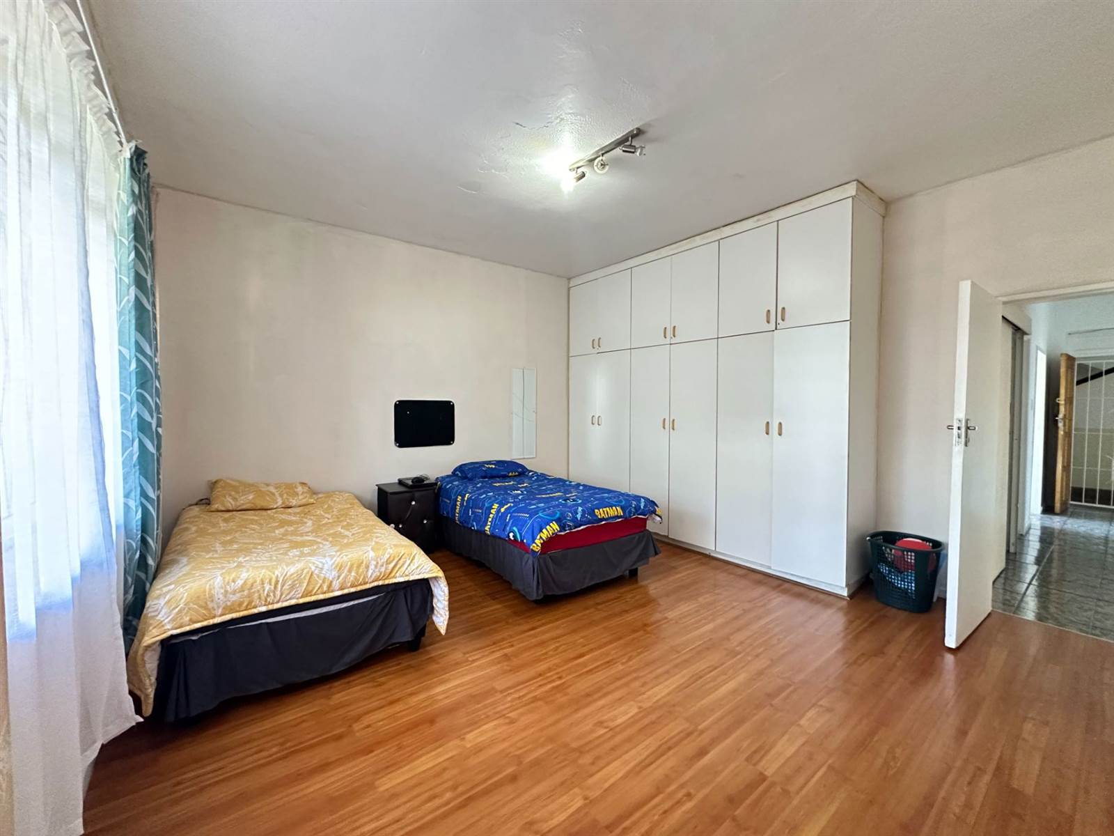 2 Bed Apartment in Humewood photo number 18