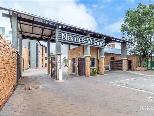 2 Bedroom Townhouse 2 Bedroom Townhouse
