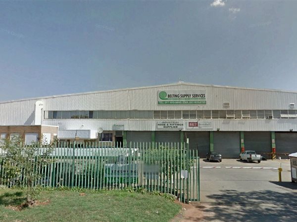 8 558 m² Industrial space 8 558 m² Industrial space
