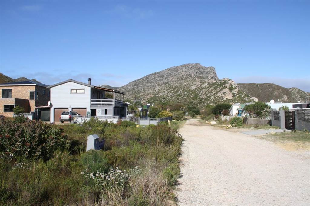 608 m² Land available in Pringle Bay photo number 14