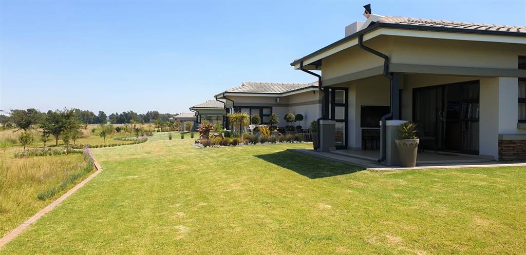 3 Bed House in Zesfontein AH photo number 3
