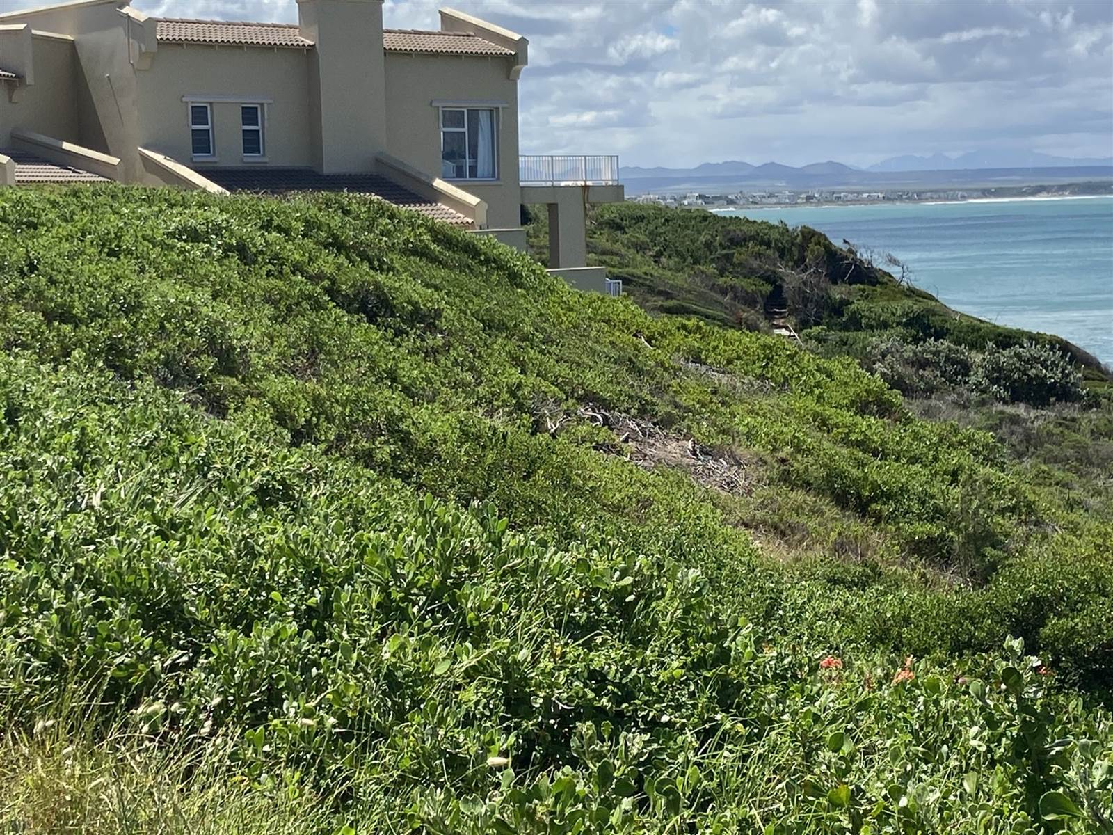 794 m² Land available in St Francis Bay photo number 8