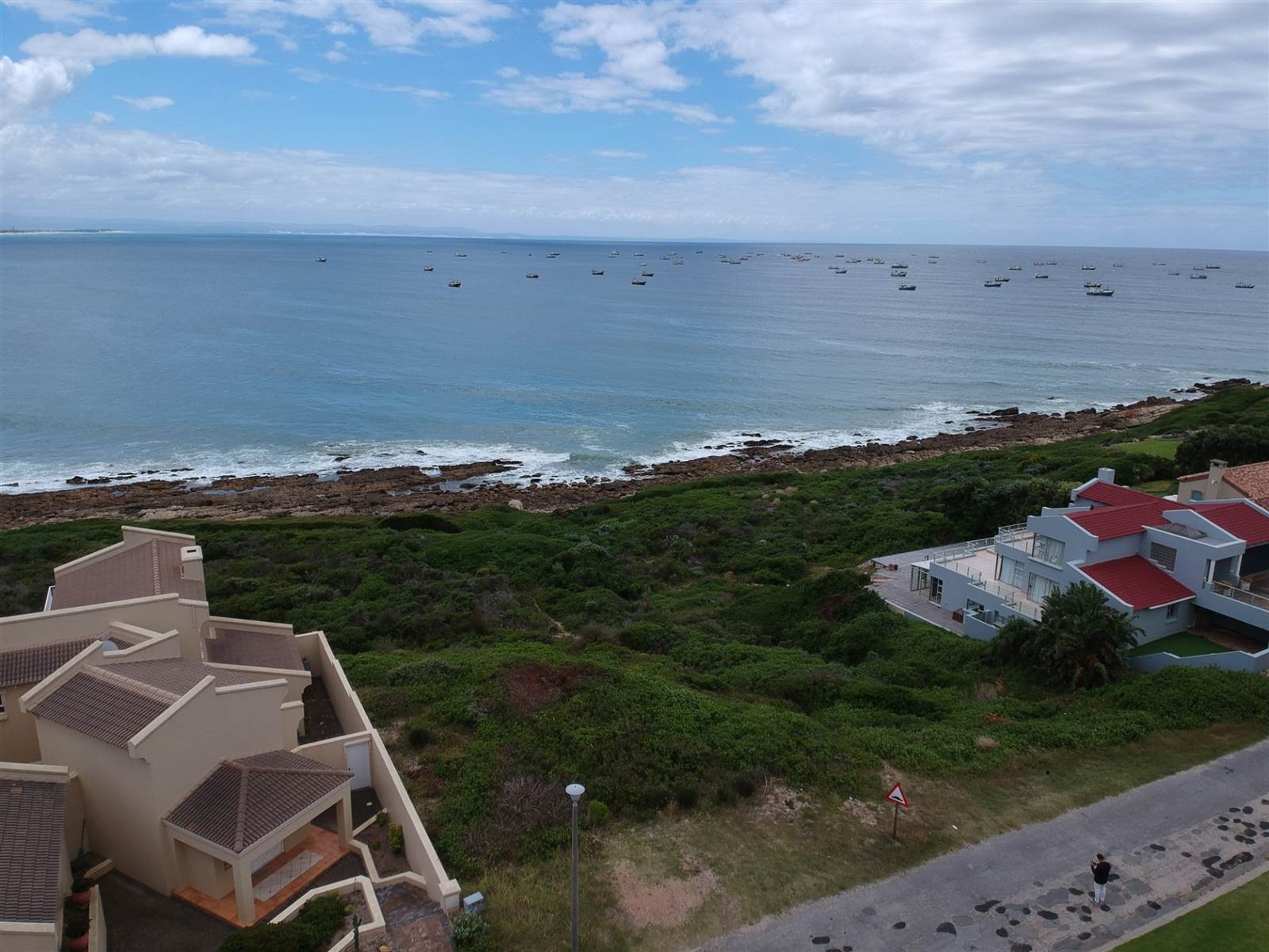 794 m² Land available in St Francis Bay photo number 4