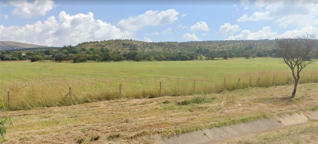 18 ha Land available in Waterkloof photo number 3