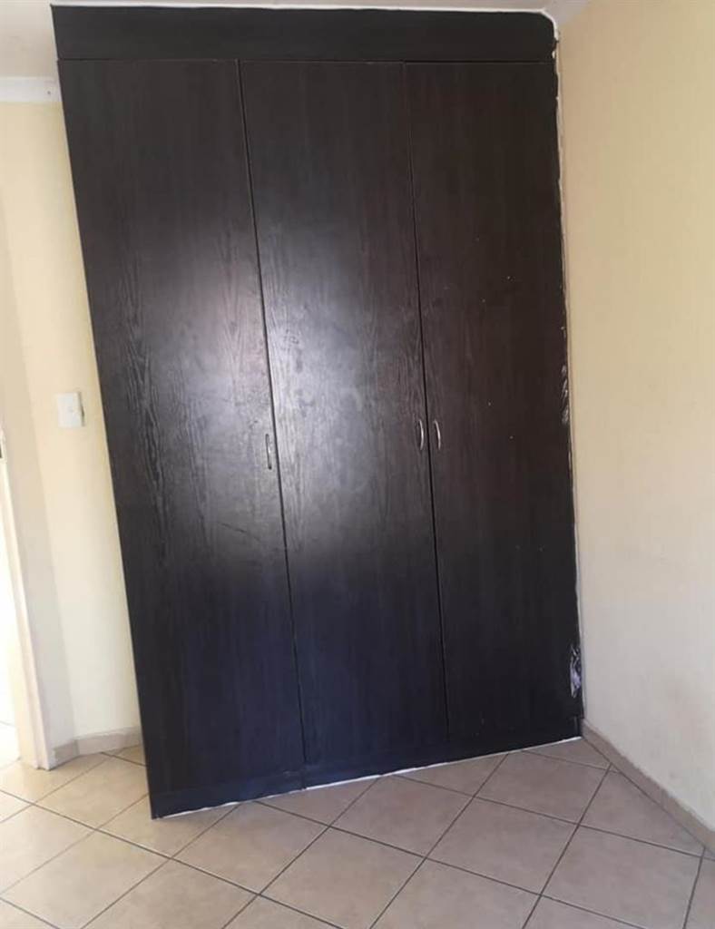 2 Bed Cluster in Olievenhoutbosch photo number 11