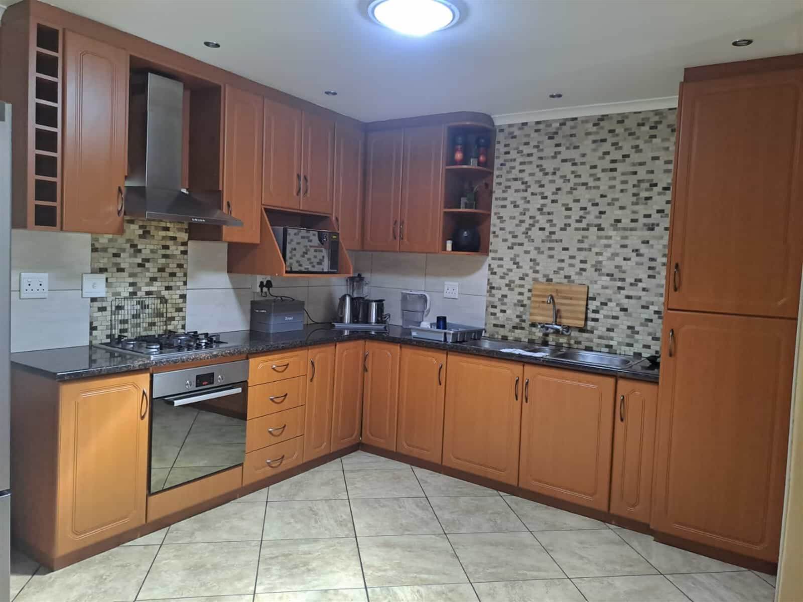 3 Bed House in Brackenfell Central photo number 22