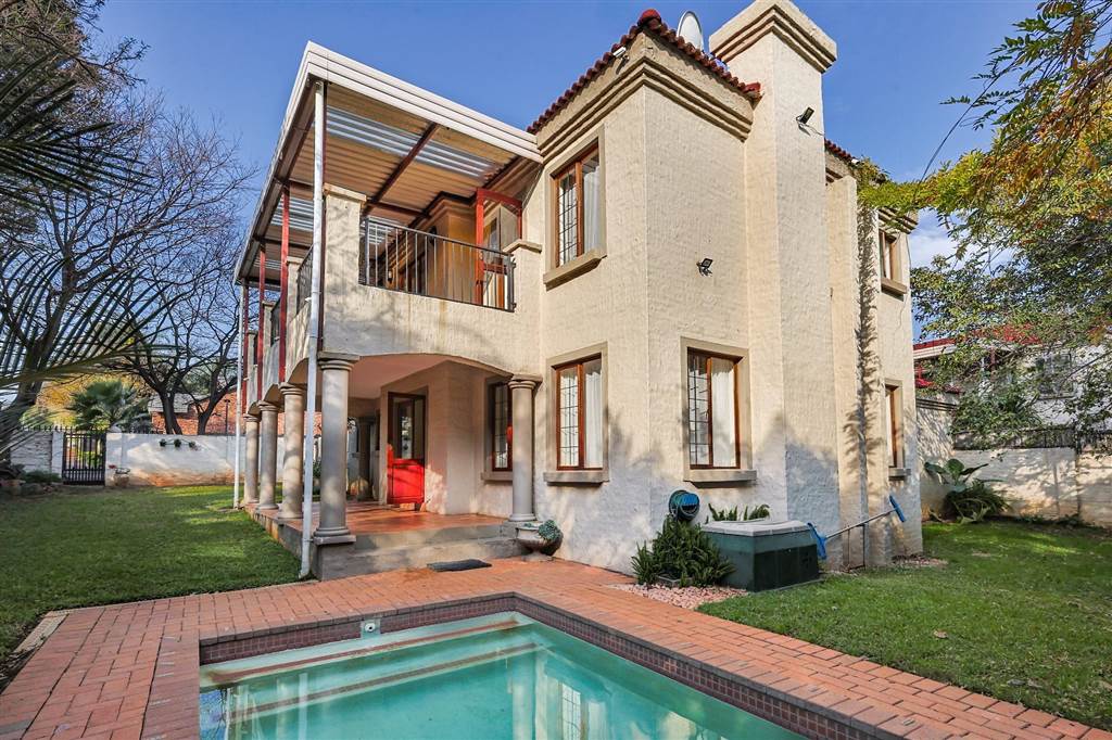 3 Bedroom House 3 Bedroom House