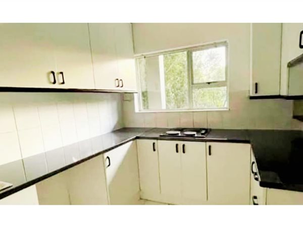 3 Bedroom Flat 3 Bedroom Flat