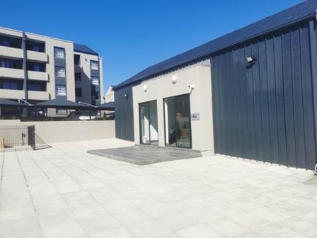 2 Bed Apartment in Athlone Park photo number 16