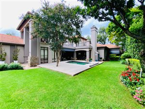 House in Silver Lakes Golf Estate