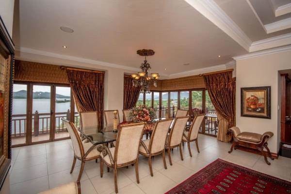 6 Bed House in Hartbeespoort Dam photo number 25