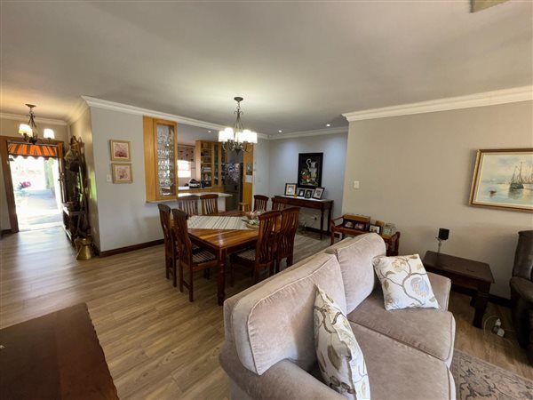 3 Bedroom Townhouse 3 Bedroom Townhouse