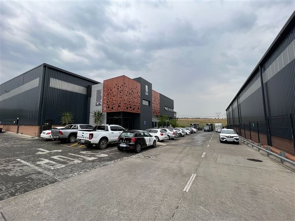 3703  m² Industrial space