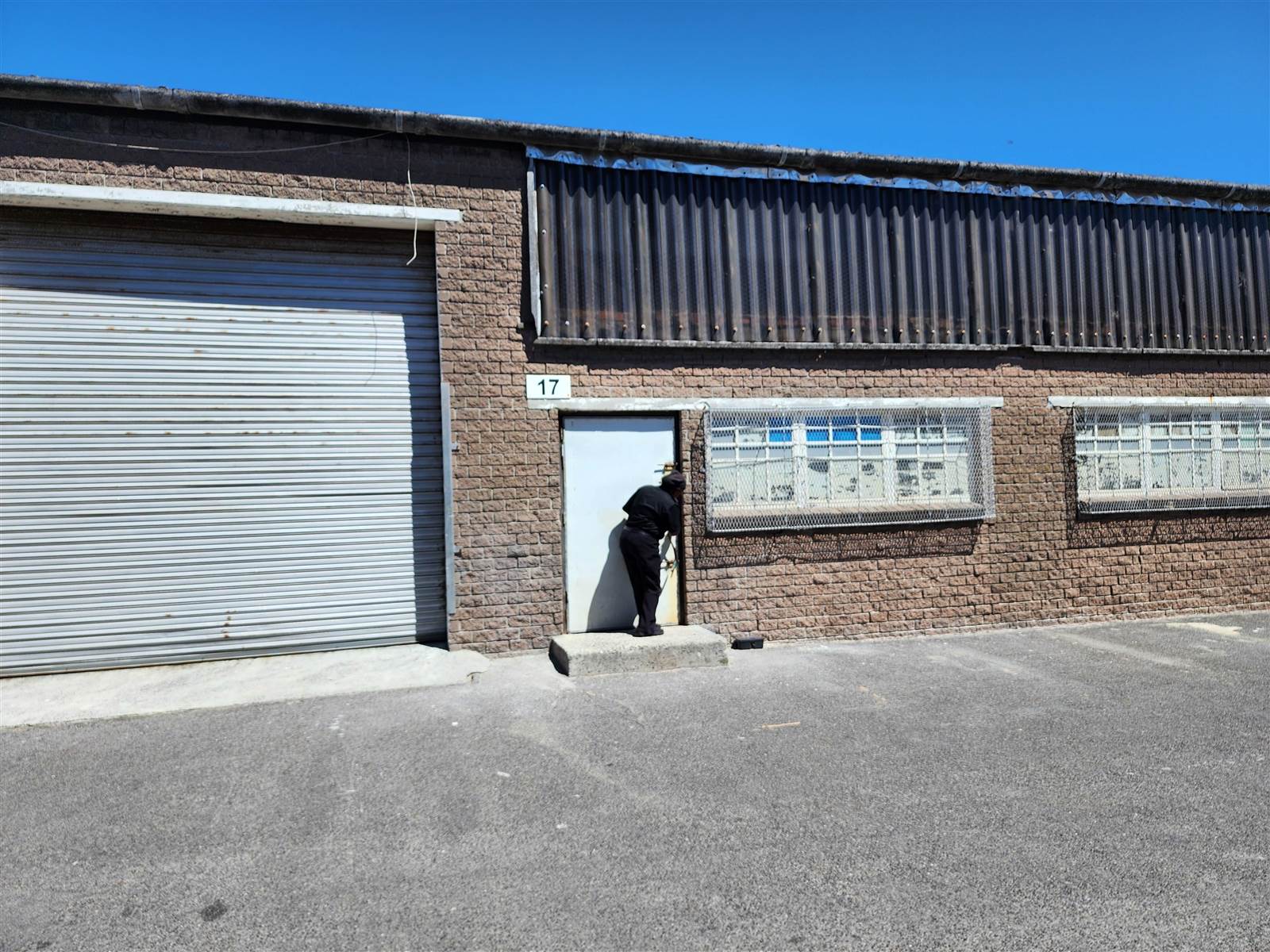 270  m² Industrial space in Athlone photo number 1