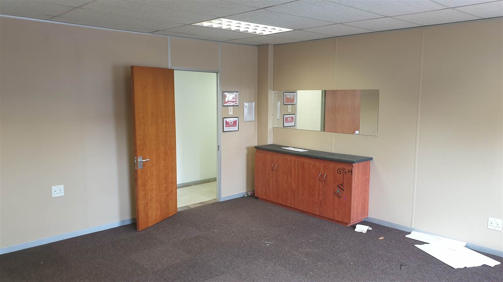 158  m² Commercial space in Bellville Central photo number 3
