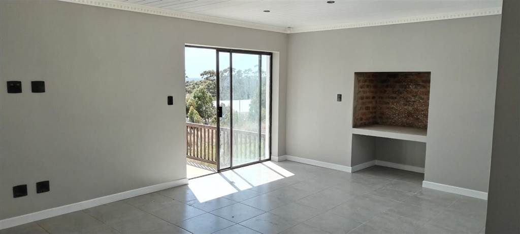 3 Bed House in Bredasdorp photo number 7
