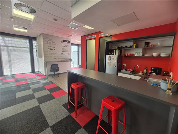 156 m² Commercial space 156 m² Commercial space