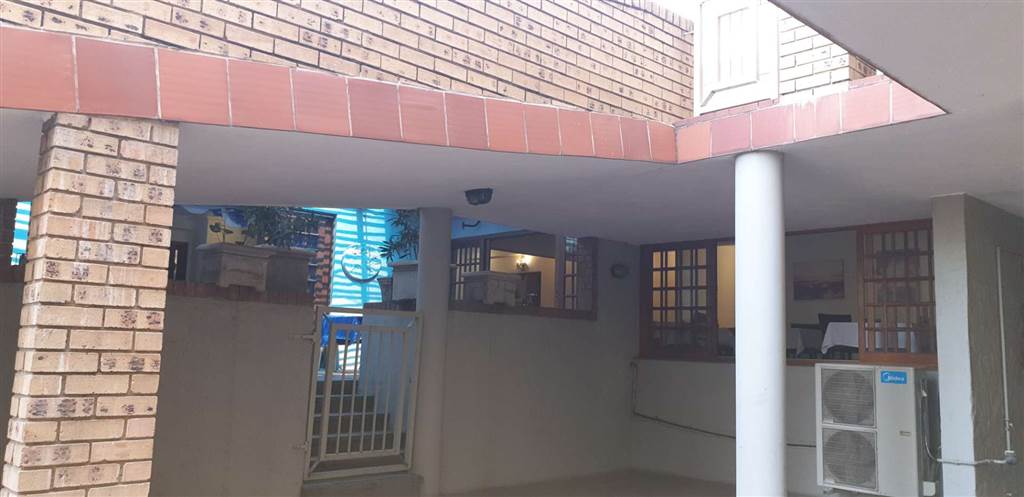 80  m² Retail Space in Nelspruit Central photo number 13