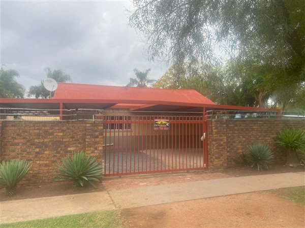3 Bed House in Rietfontein