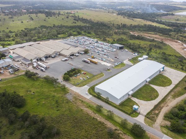 1 880  m² Industrial space