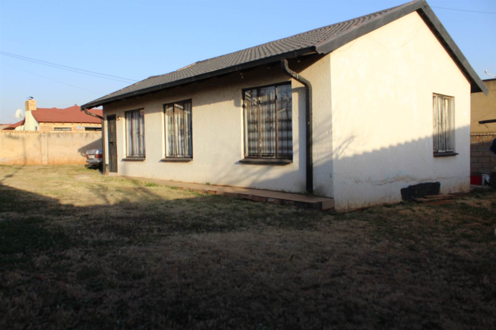 3 Bed House in Dobsonville photo number 2