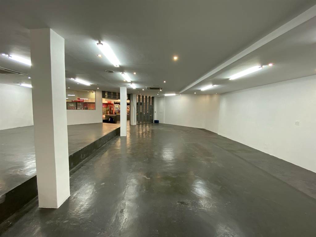 260  m² Retail Space in Somerset West Central photo number 6