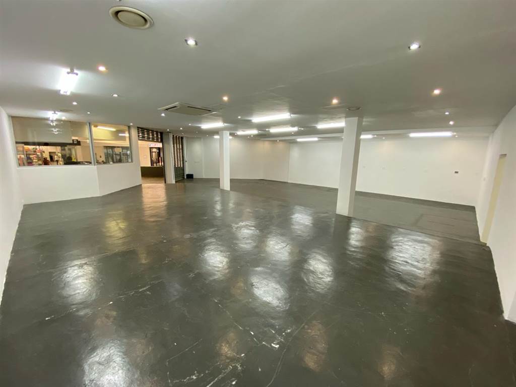 260  m² Retail Space in Somerset West Central photo number 5