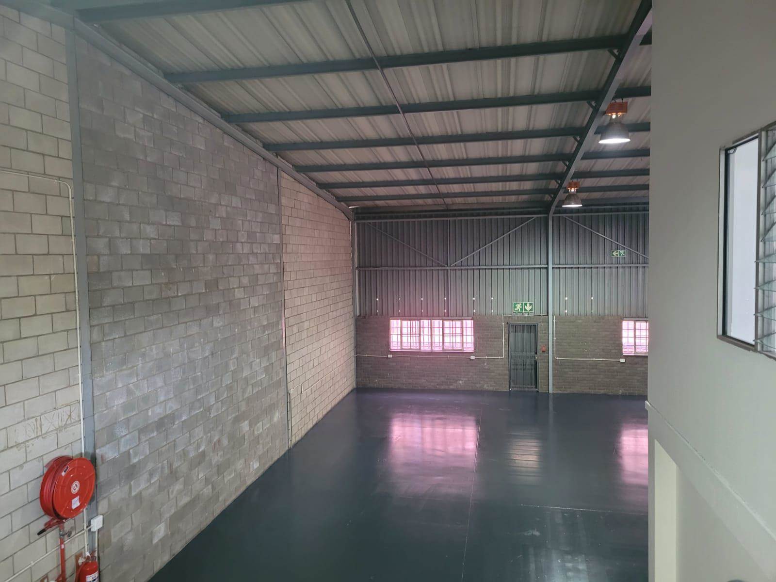 370  m² Industrial space in Spartan photo number 6