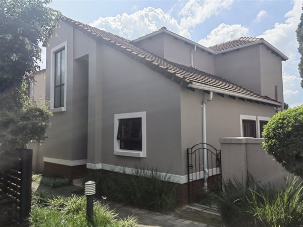 3 Bedroom Duplex 3 Bedroom Duplex