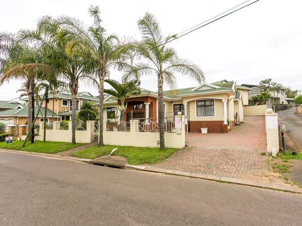 5 Bed House in Mt Edgecombe