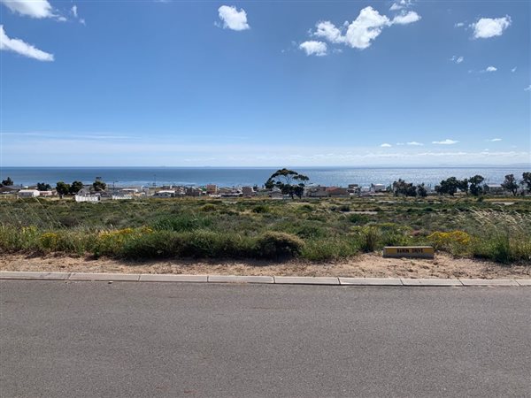462 m² Land available in St Helena Views