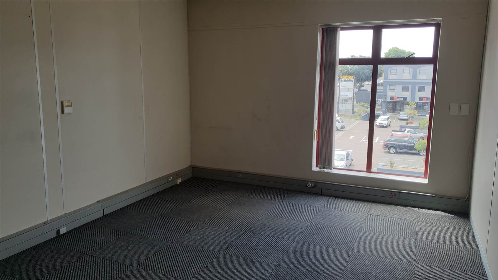 340  m² Commercial space in Bellville Central photo number 3