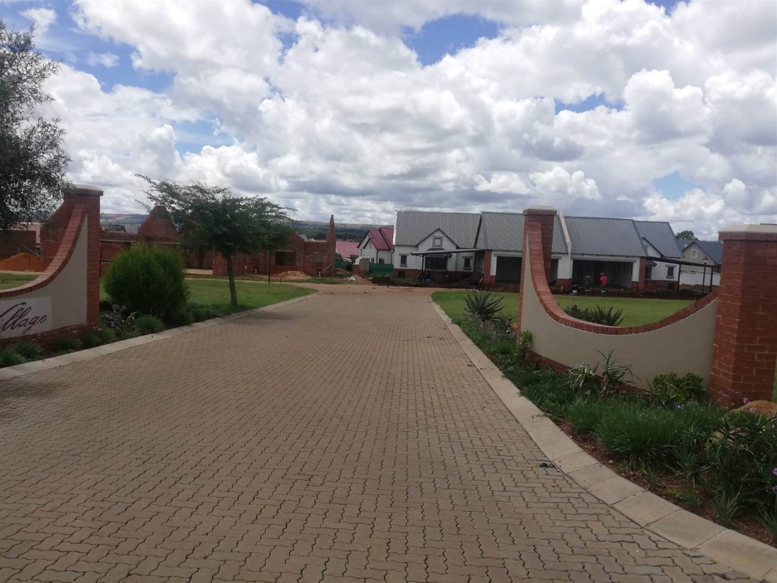 3 Bed Townhouse in Boschkop photo number 12